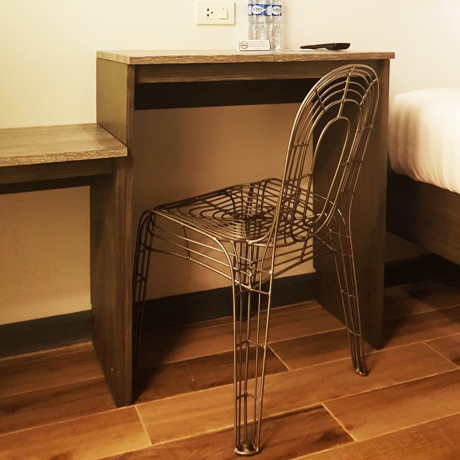 GQ Plaza - Multiple Use Hotel Kalibo Esterno foto